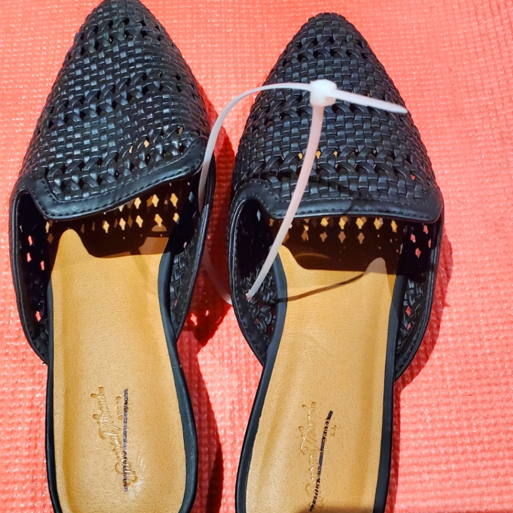 Gorgeous 😍 slip on half cover lace